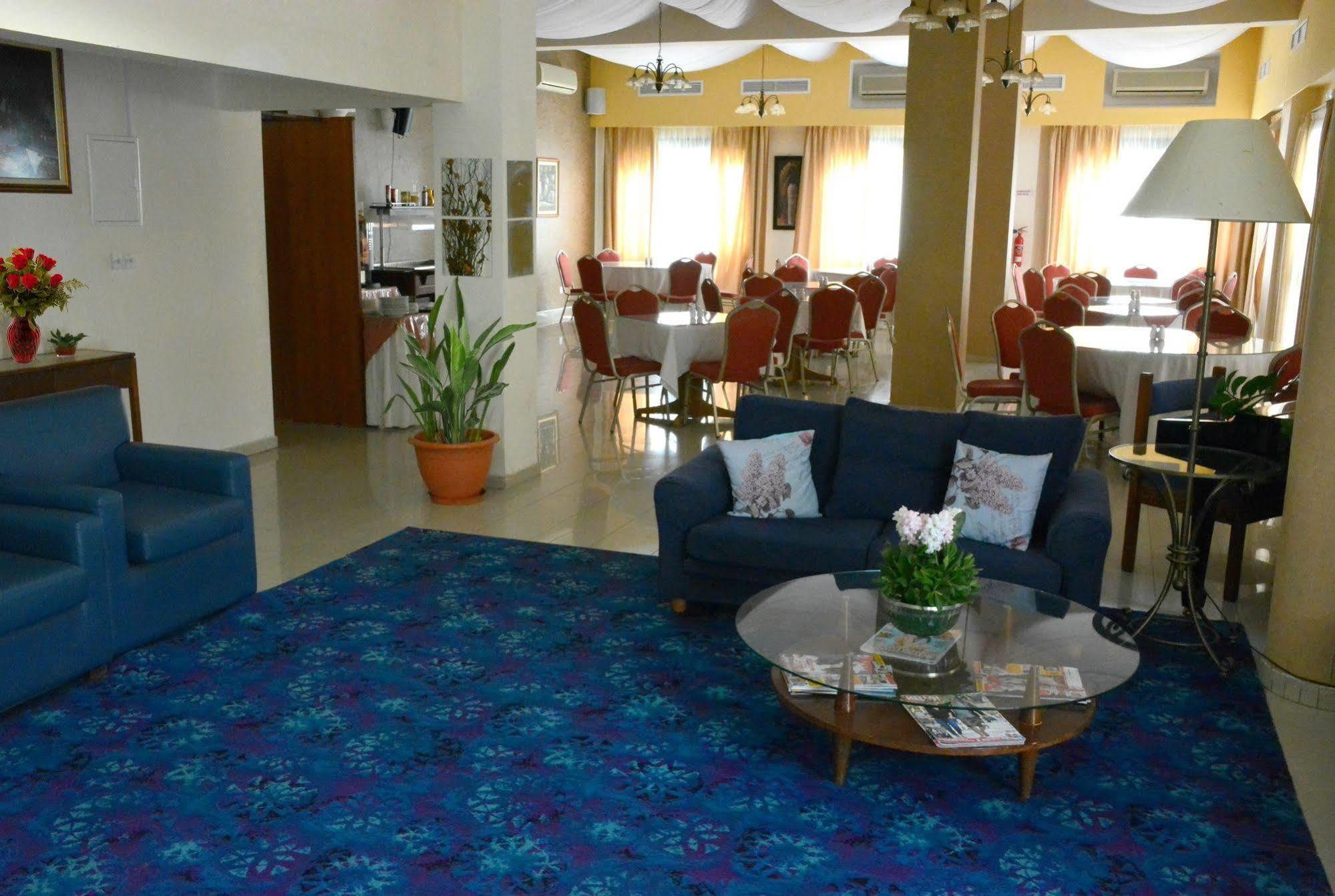 Crown Inn Hotel Nicosia Buitenkant foto